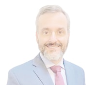 Dr. Andre Carvalho