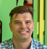 dr. Jaques Van Heerden